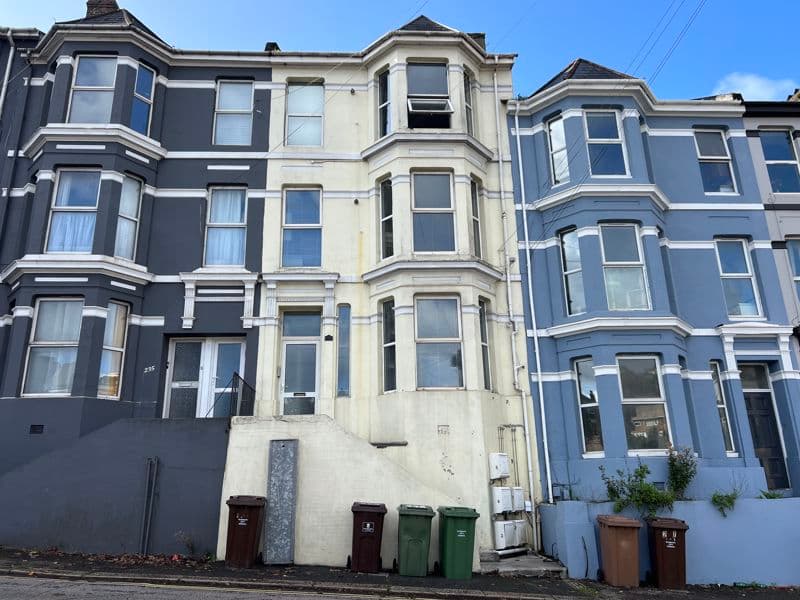 237 Lipson Road, Plymouth, Devon, PL4 7ES