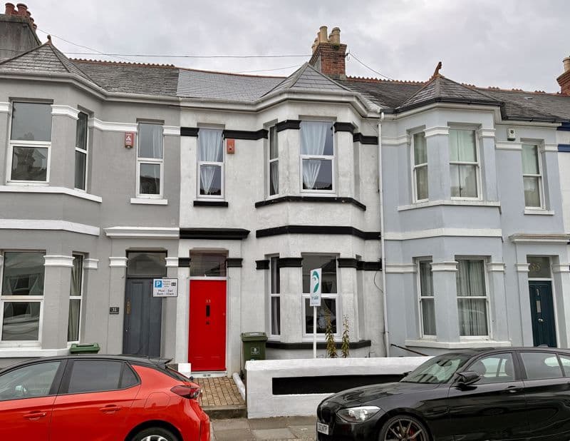 Gifford Place, Peverell, Plymouth, Devon, PL3 4JA