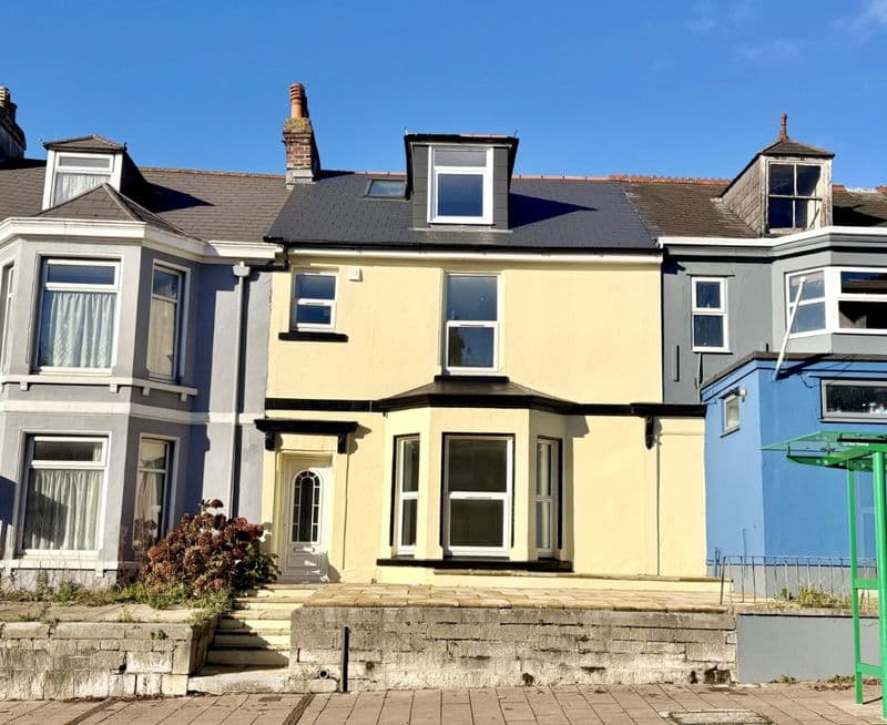 Devonport Road, Stoke, Plymouth, Devon, PL3 4DF