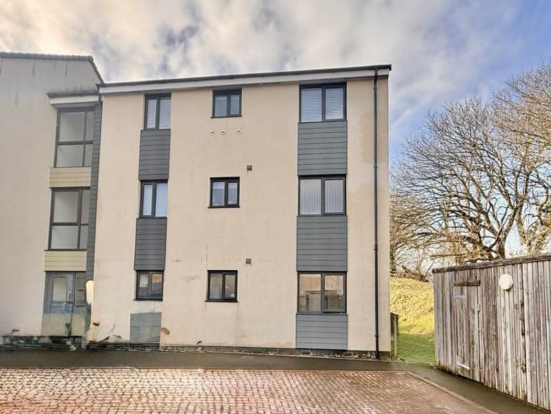 Marazion Way, Pennycross, Plymouth, Devon, PL2 3FD