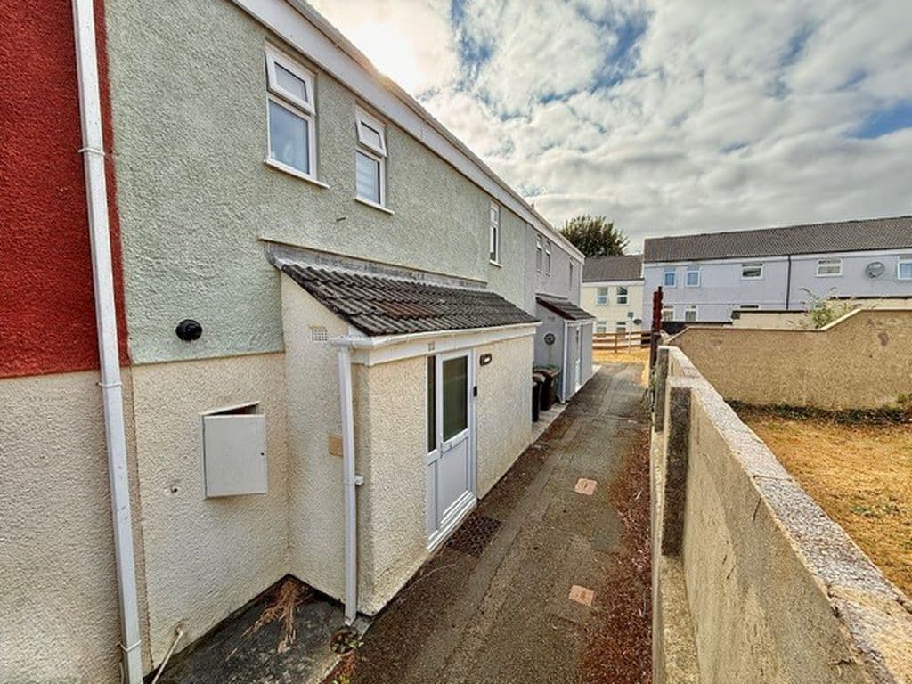 Wasdale Gardens, Estover , Plymouth, Devon, PL6 8TW
