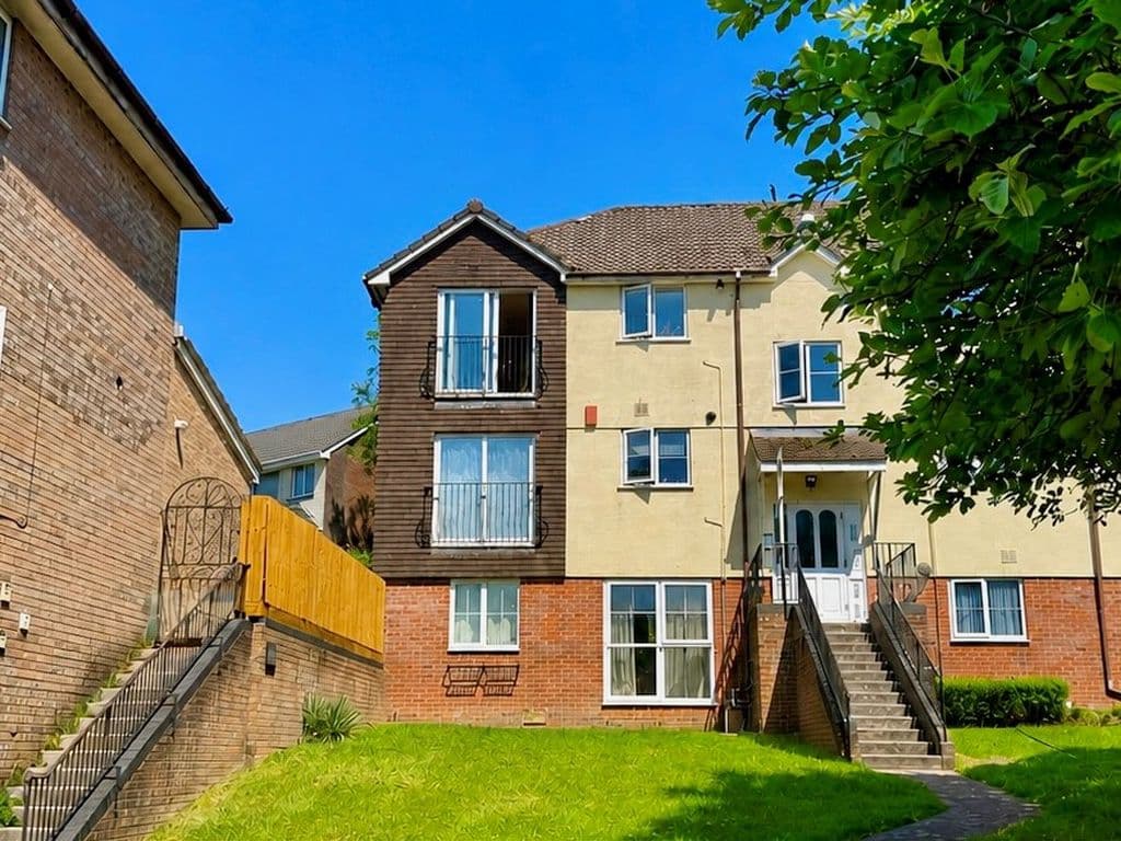 Holne Chase, Widewell, Plymouth, Devon, PL6 7UB