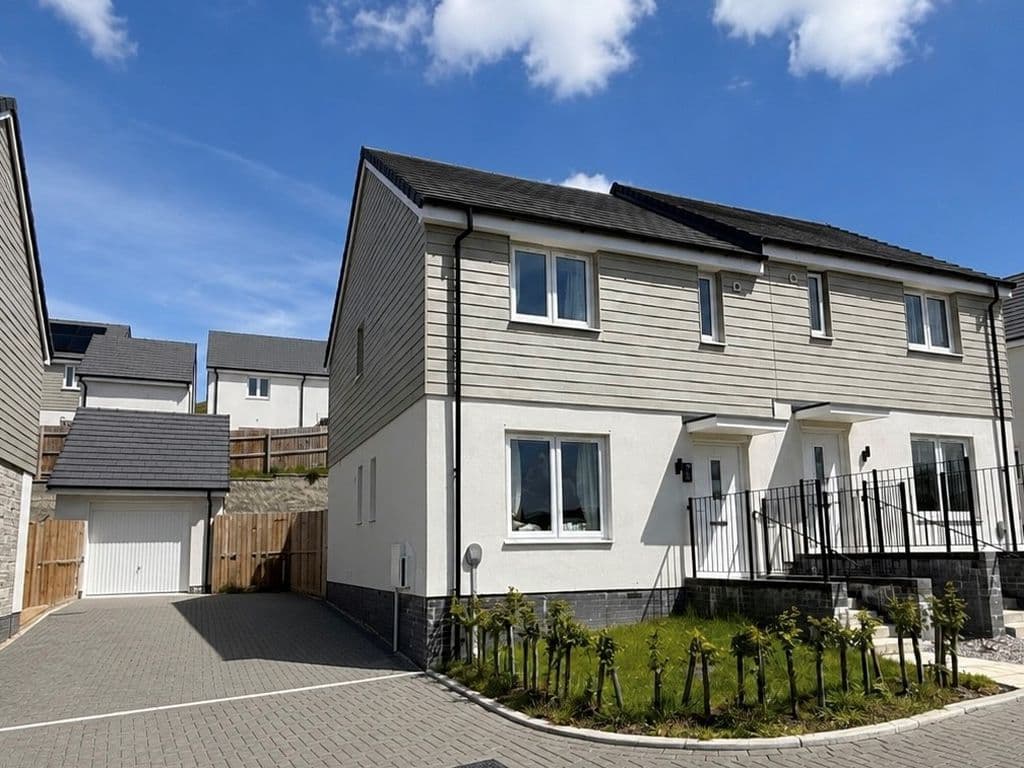 Poppy Close, Derriford, Plymouth, Devon, PL6 8FA