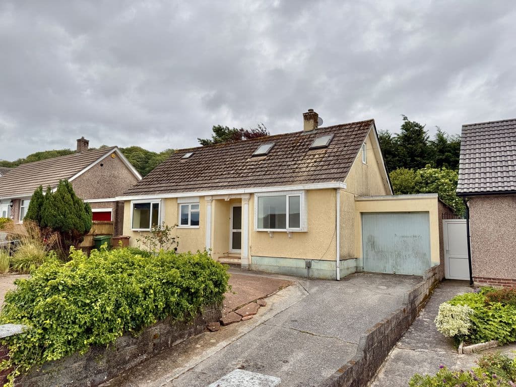 Stanborough Road, Plymstock , Plymouth, Devon, PL9 8SX