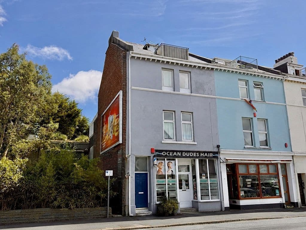 16 Bishops Place, The Hoe, Plymouth, Devon, PL1 3BW