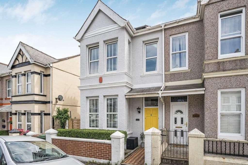 Fairfield Avenue, Peverell , Plymouth, Devon, PL2 3QF