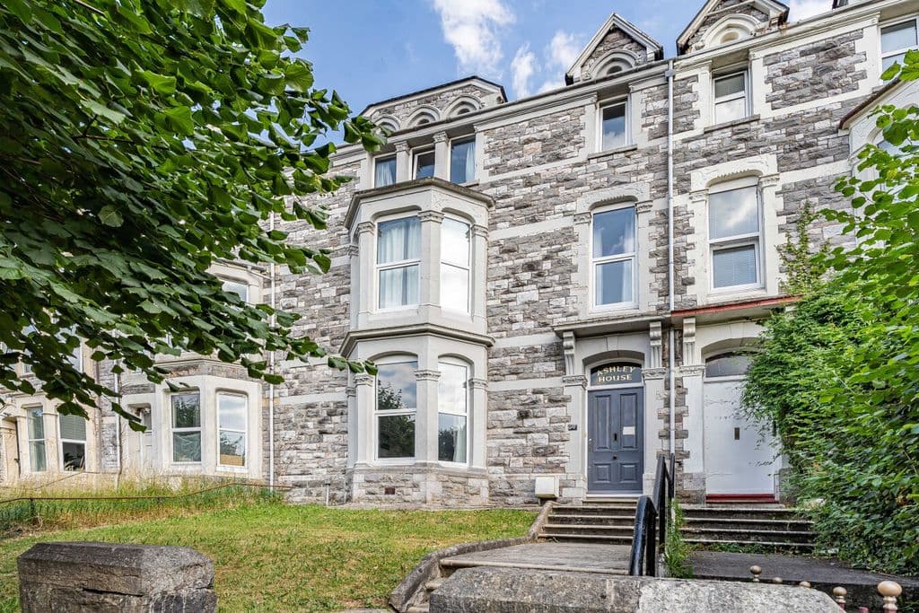 Houndiscombe Road, Mutley , Plymouth, Devon, PL4 6HQ